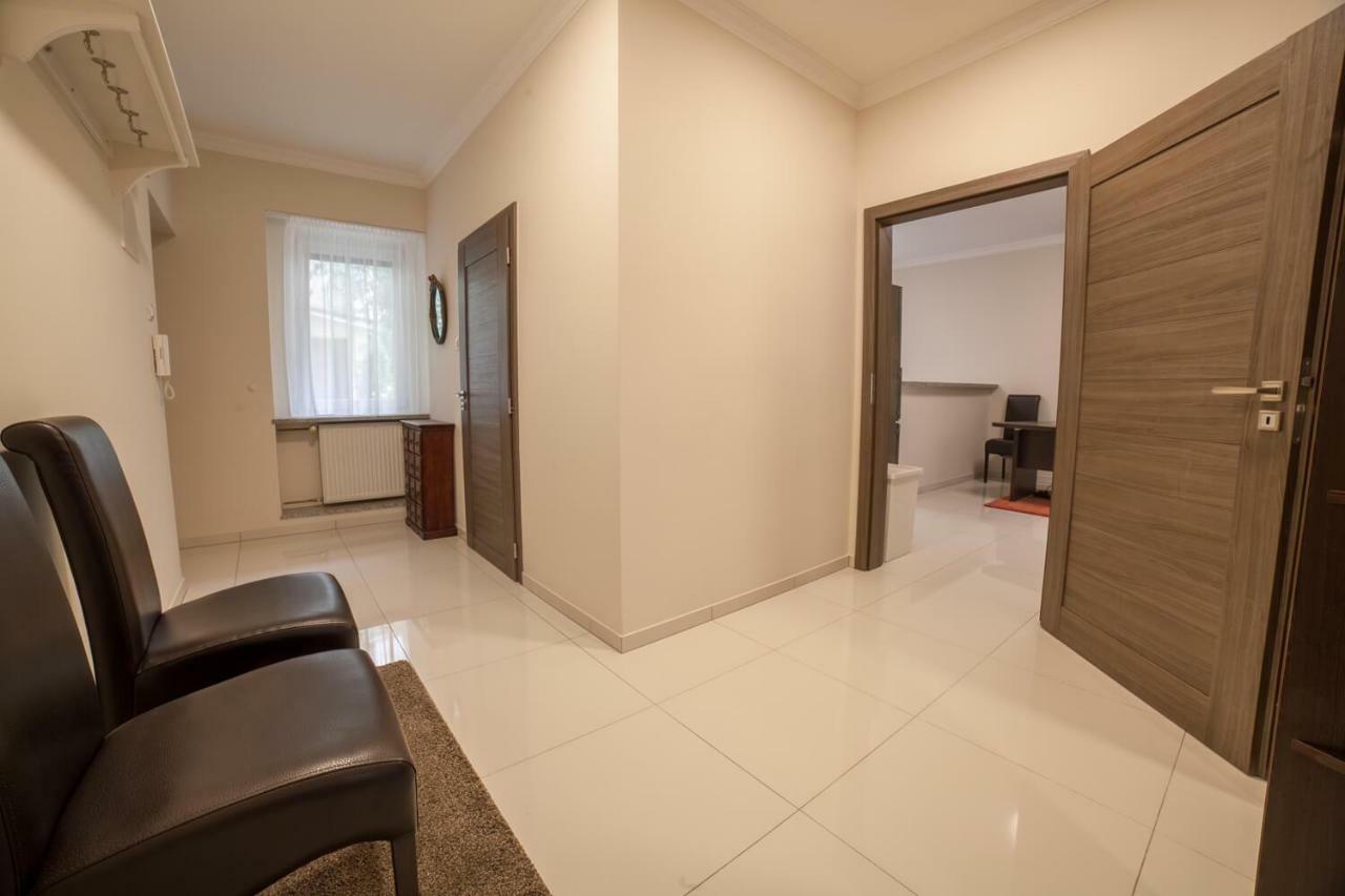 Apartman Spacious In Center